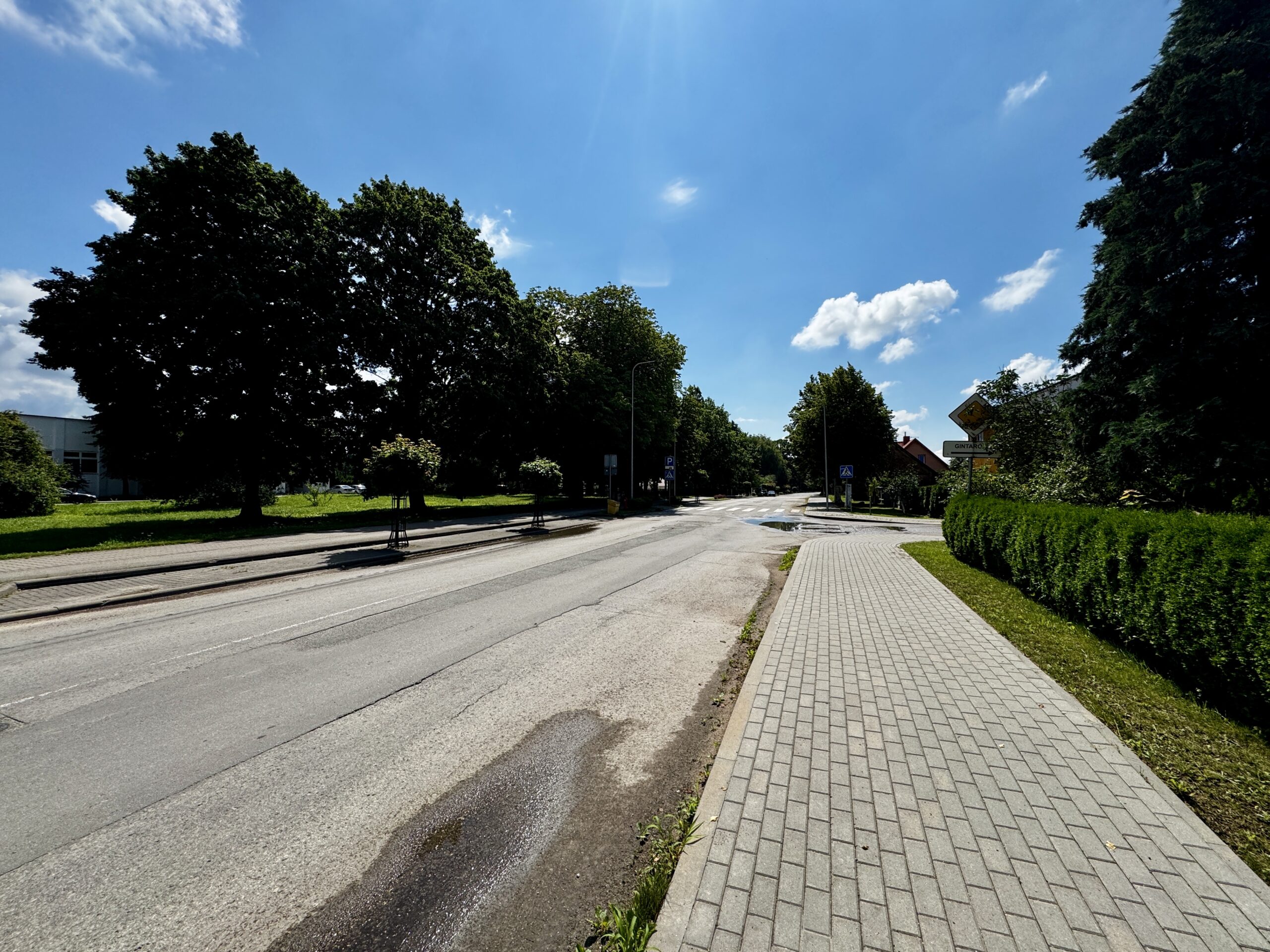 Parduodama namo dalis Gargždų miesto centre