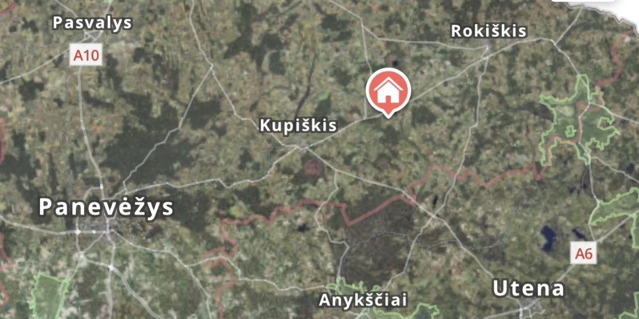 Parduodamas 14,69 arų sklypas su pastatais