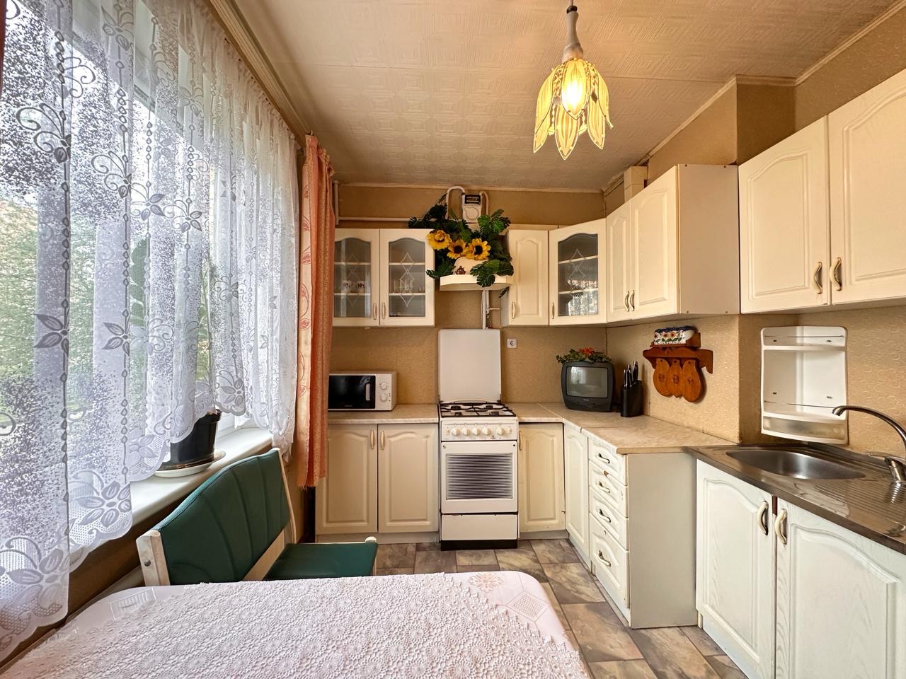 Parduodamas 2 Kambarių butas su holu, Klaipėdoje.