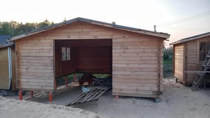 Sodas MANO VASARA, medinis namelis ir garazas