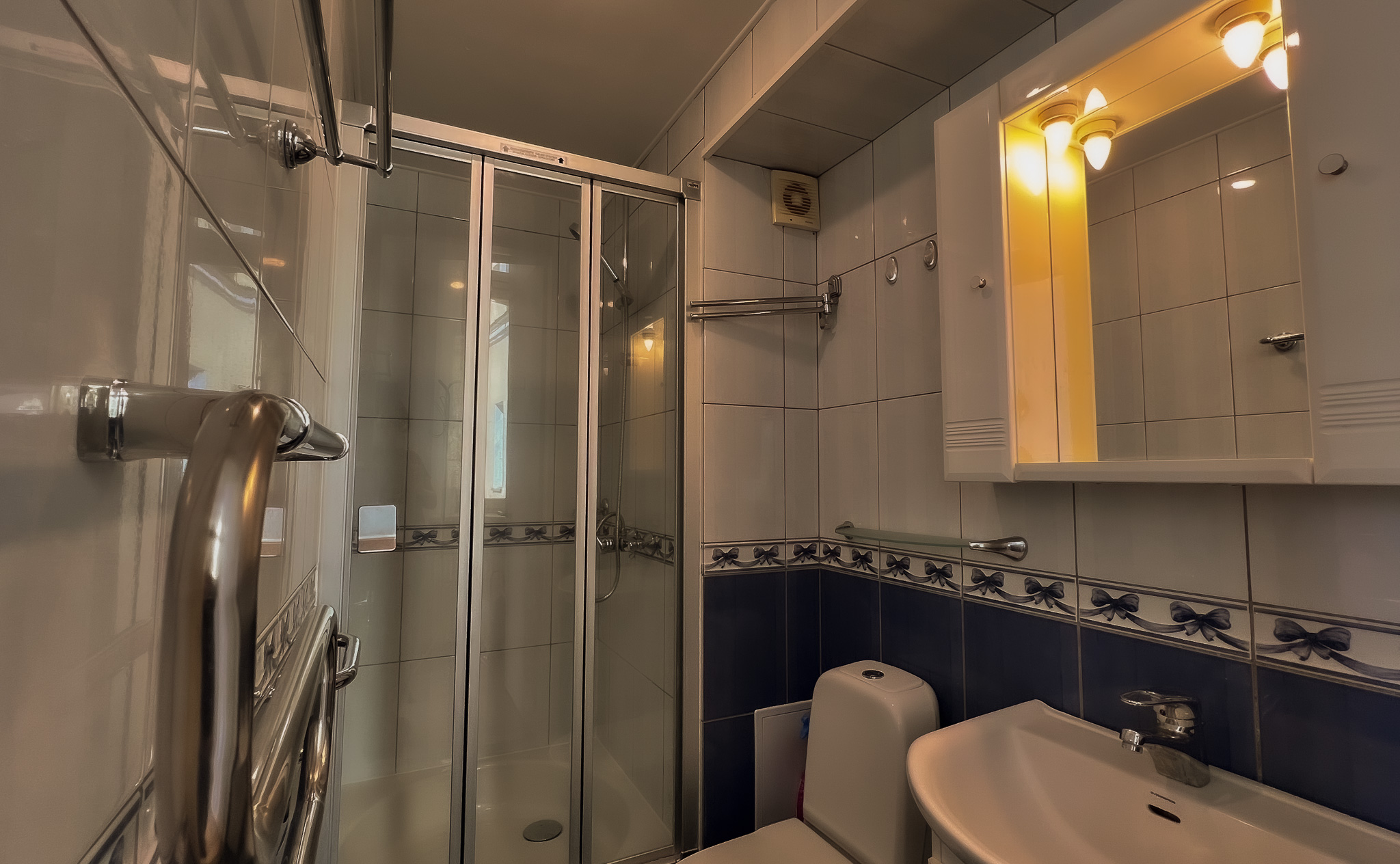 Išnuomojamas 2 kambarių butas Vilniuje, Senamiestyje, Aušros Vartų g.