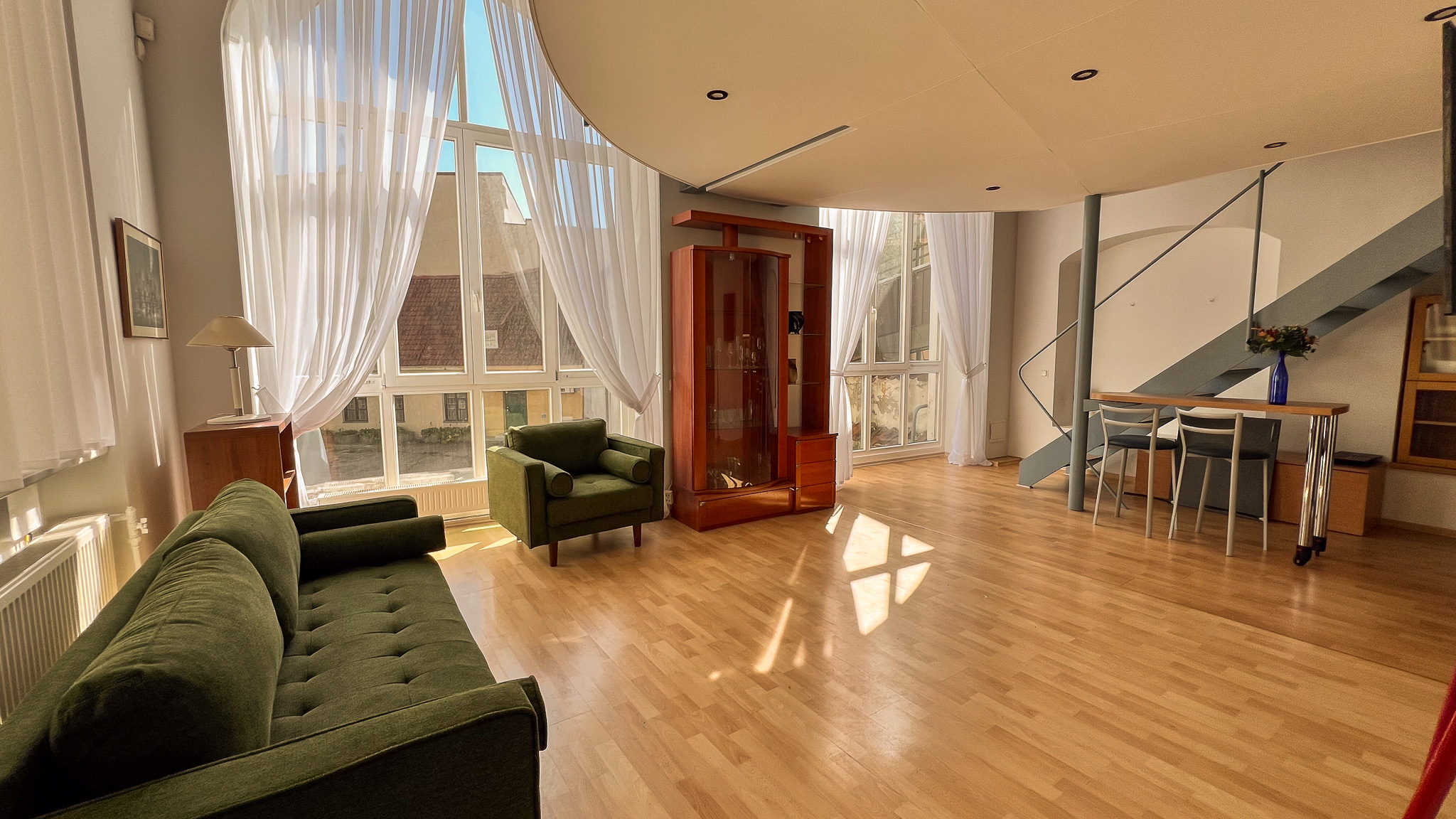 Išnuomojamas 2 kambarių butas Vilniuje, Senamiestyje, Aušros Vartų g.