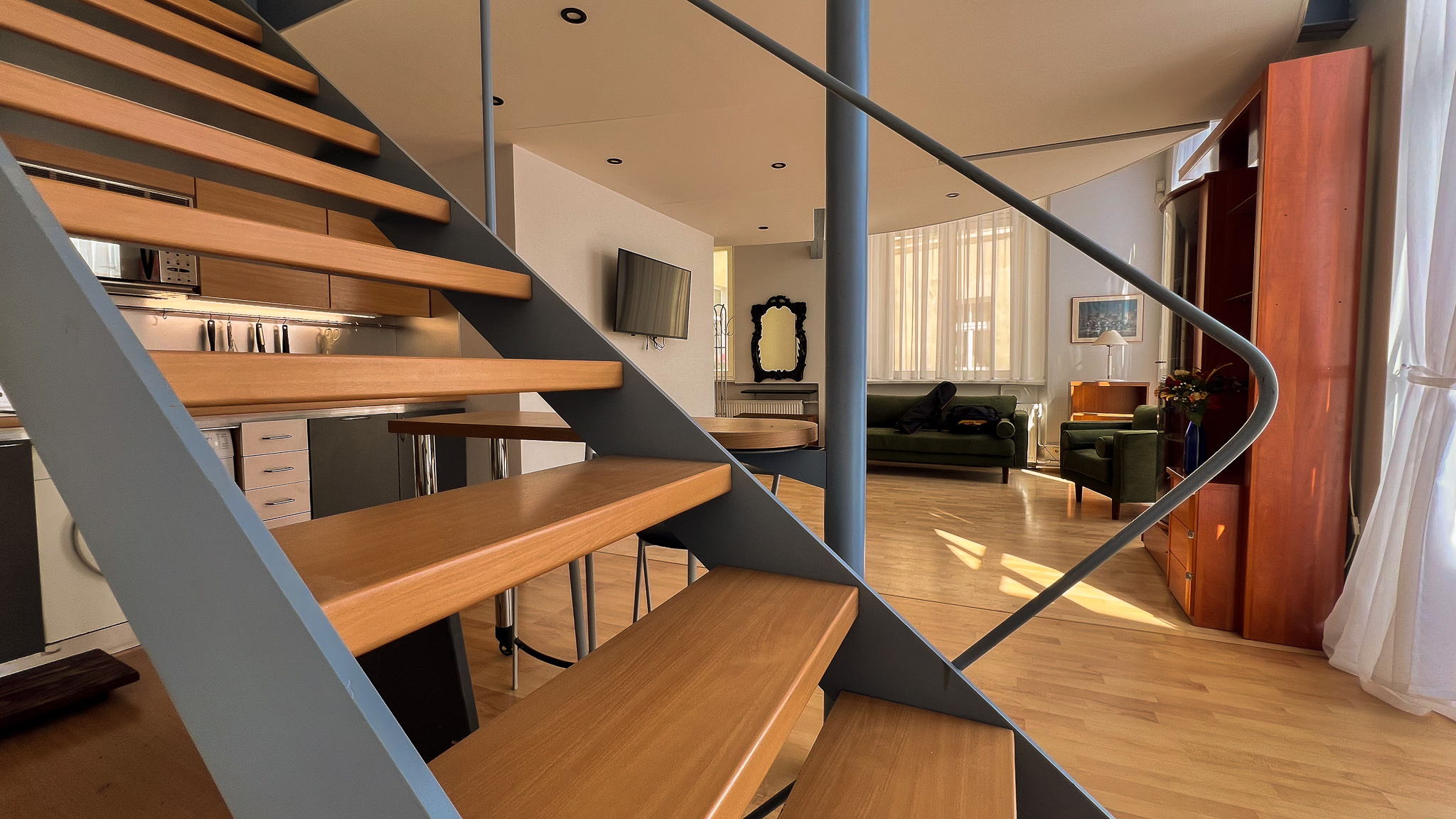 Išnuomojamas 2 kambarių butas Vilniuje, Senamiestyje, Aušros Vartų g.