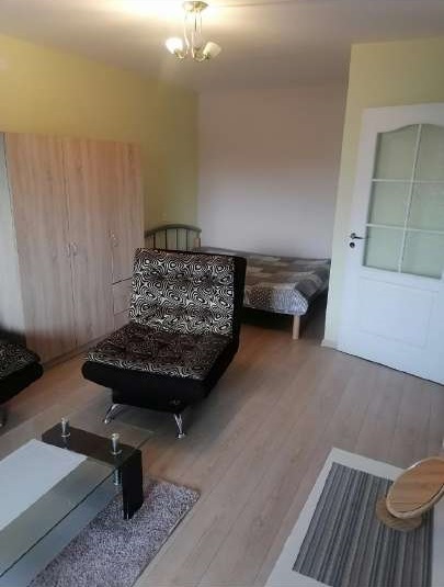 Parduodamas 1 kambario butas su niša