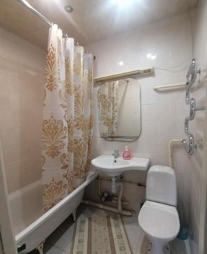 Parduodamas 1 kambario butas su niša