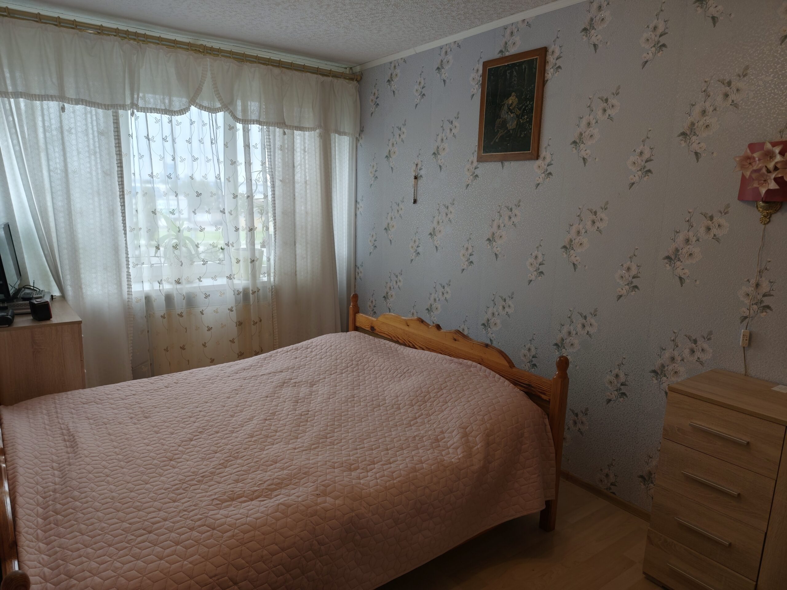 GERA KAINA. Parduodamas 2 kambarių butas