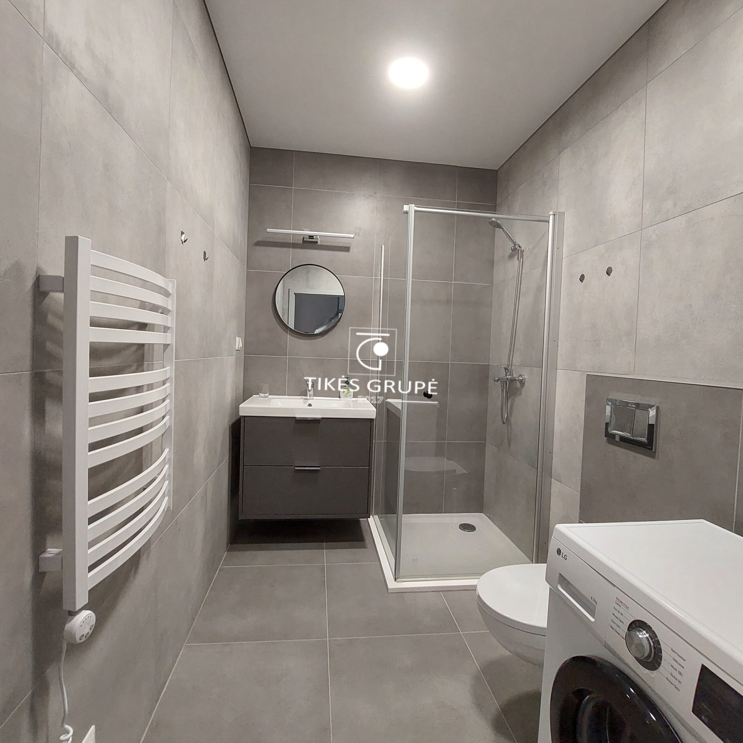 Naujos statybos name išnuomojamas 2 kambarių butas