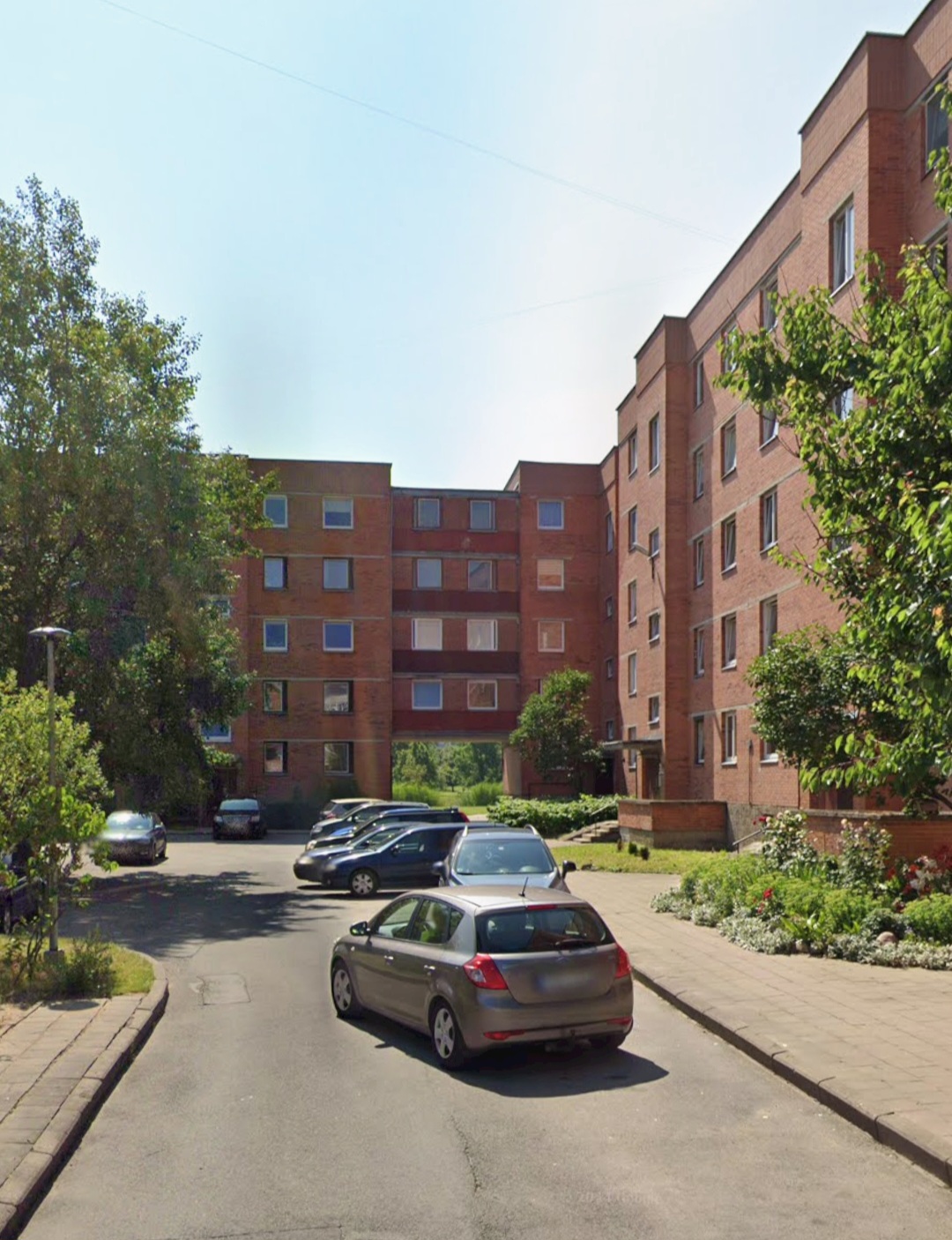 Parduodamas 2 kambarių butas