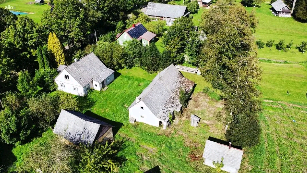 Parduodamas namas Kupiškio raj. Gindviliu KM. GALIMA IŠSIMOKĖTINAI.