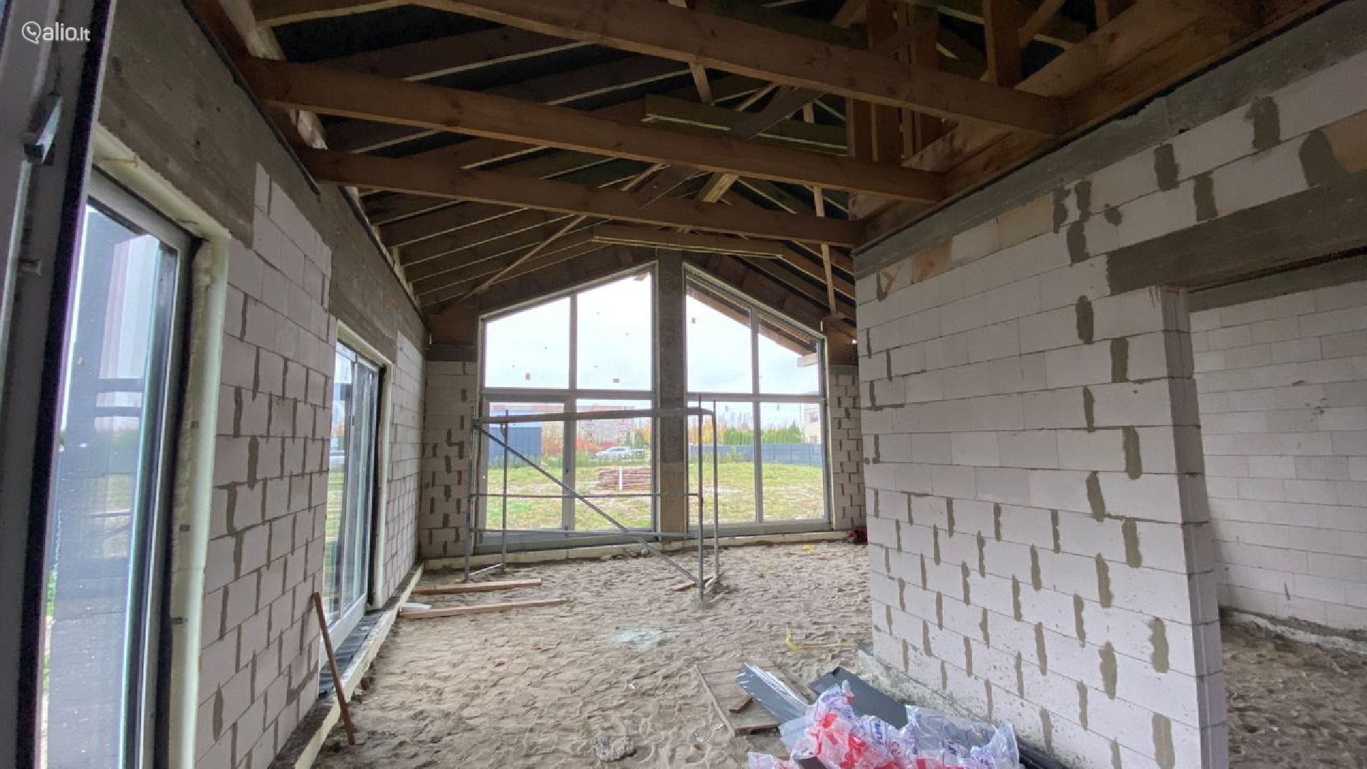 Parduodami 2 sublokuoti namai naujos statybos Kėdainiuose.