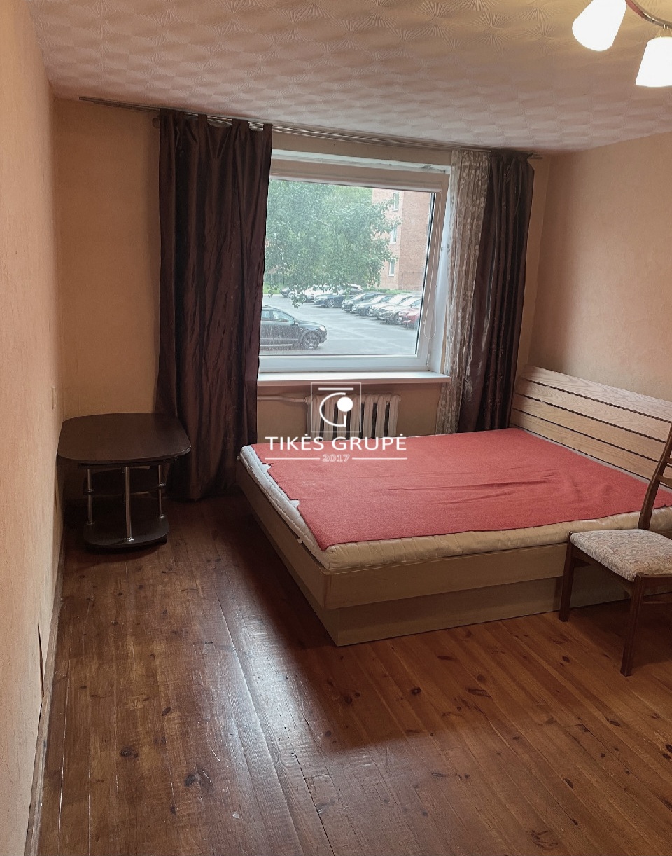 Parduodamas 2 kambarių butas