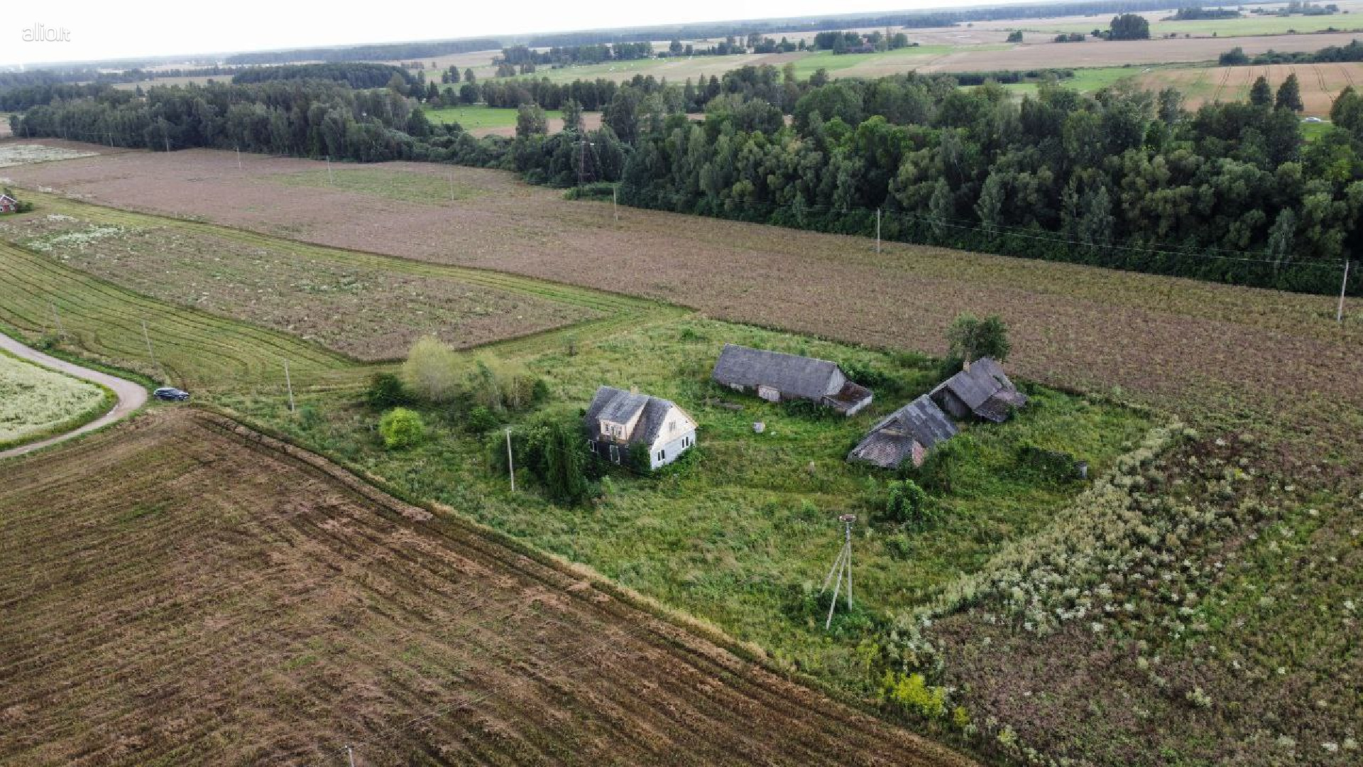 Parduodamas namas Anykščių raj. Umenai. Galima išsimokėtinai.