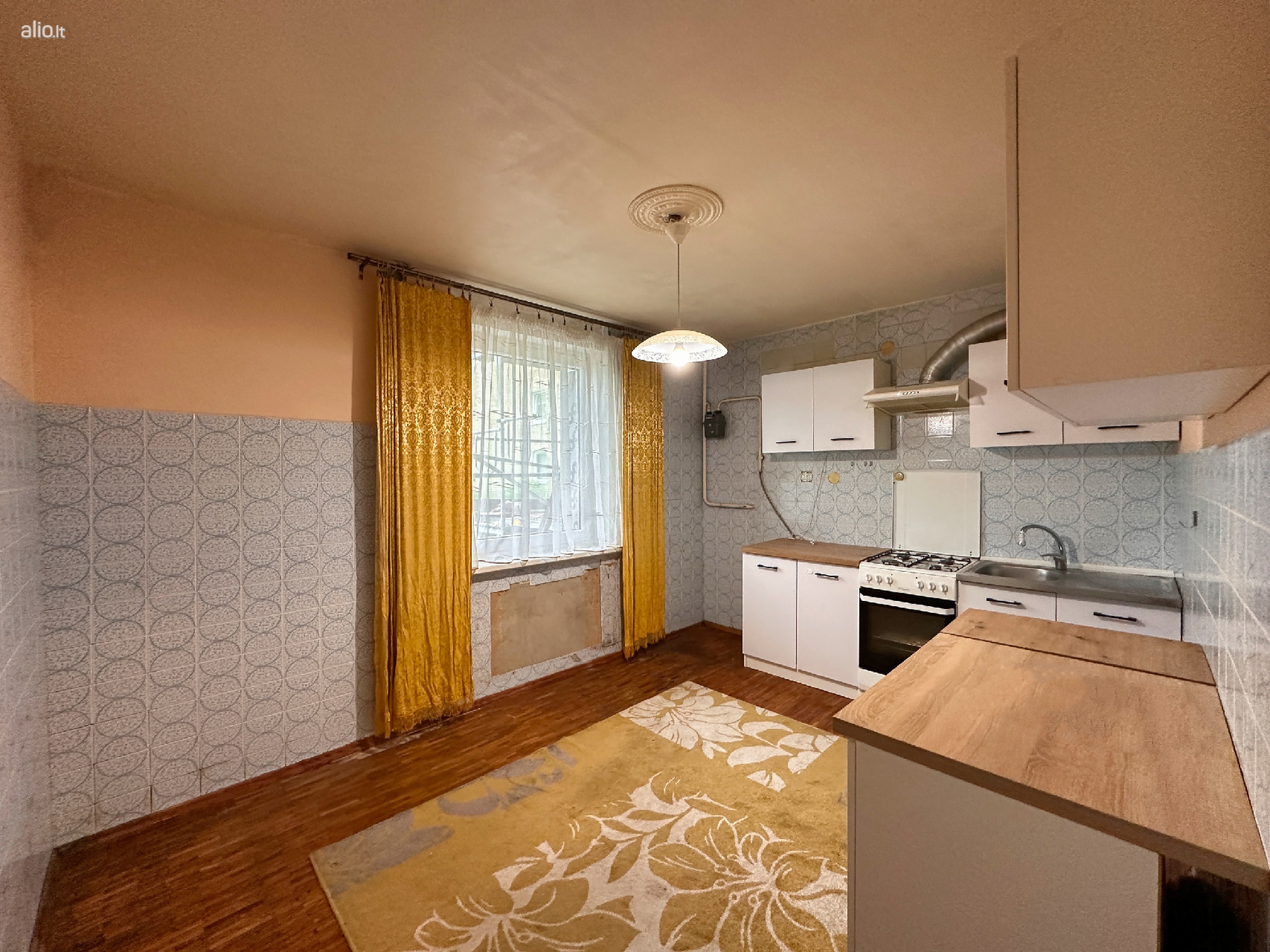 Parduodamas 2 kambarių butas Palangoje