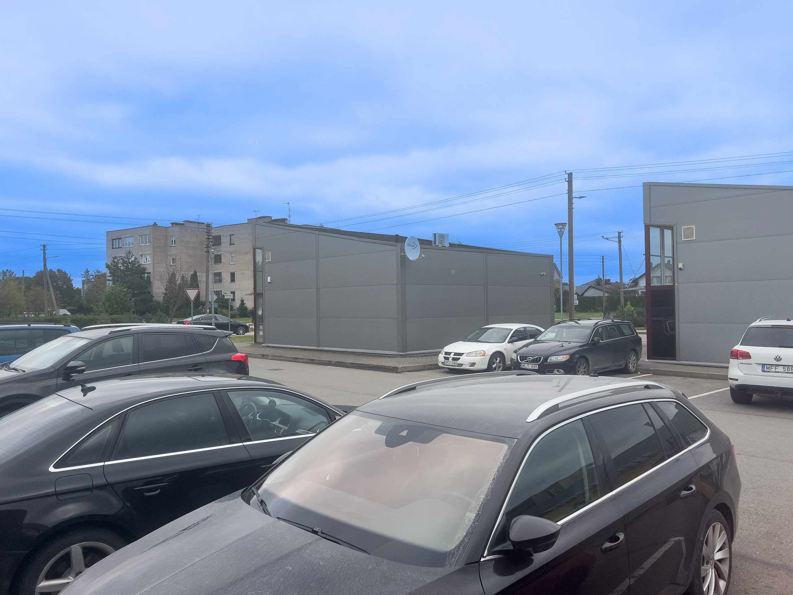 Parduodamas 80 kv. m komercinės paskirties pastatas Gargžduose.