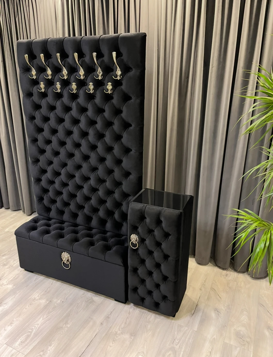 Prabangus juodas prieškambario baldų komplektas su spintele