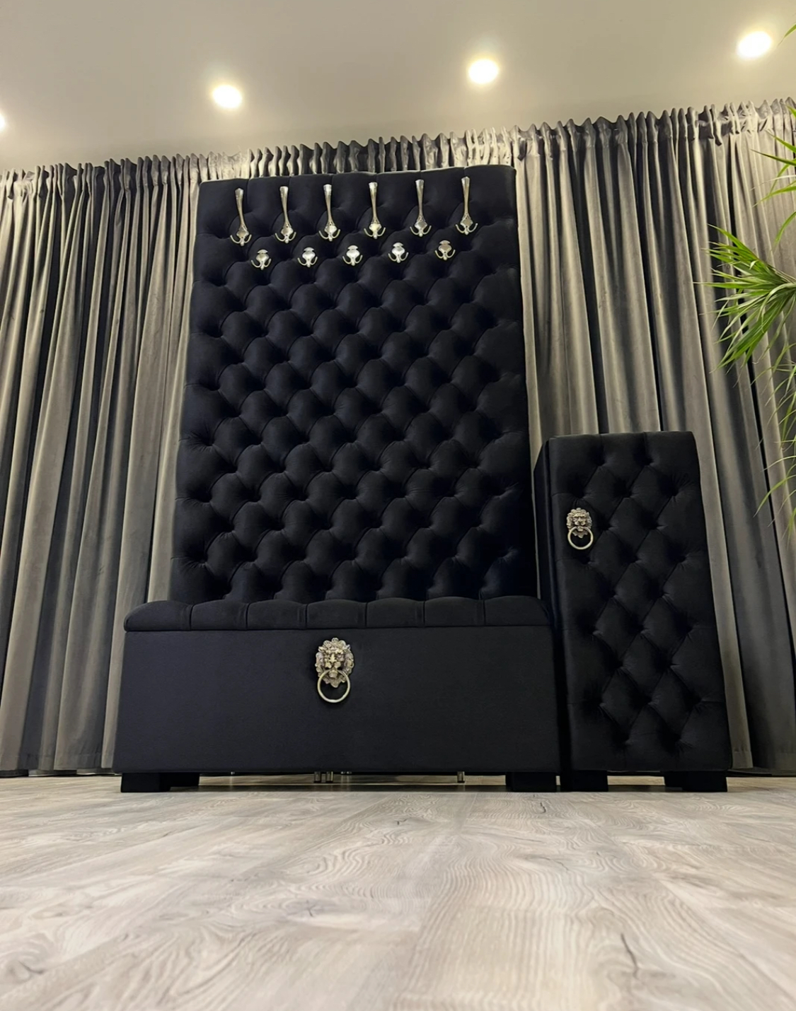 Prabangus juodas prieškambario baldų komplektas su spintele