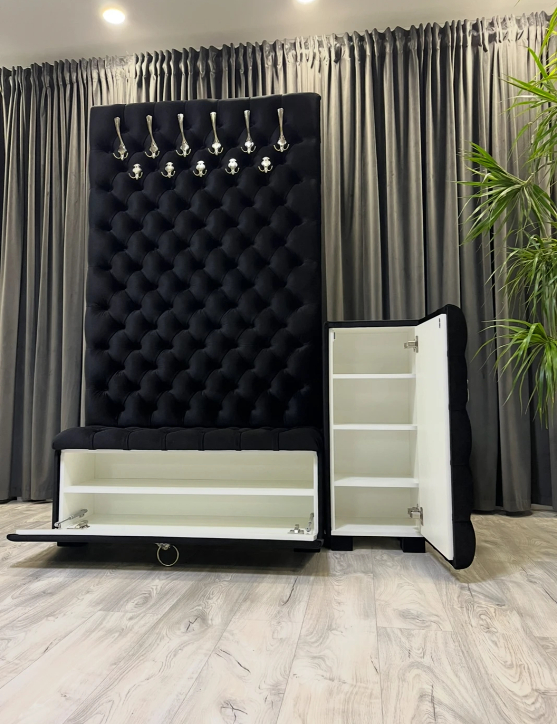 Prabangus juodas prieškambario baldų komplektas su spintele