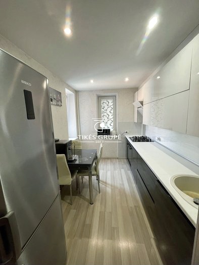 Parduodamas 3 kambarių butas