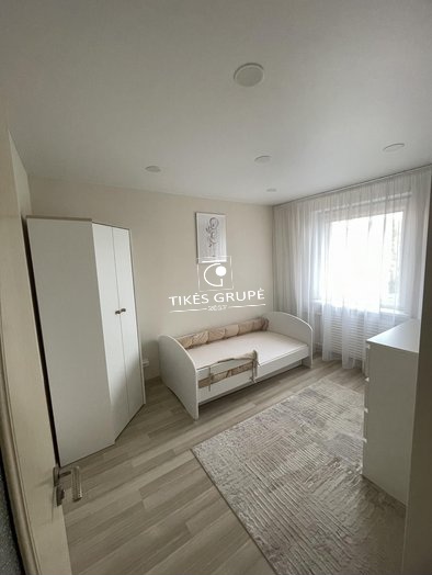 Parduodamas 3 kambarių butas