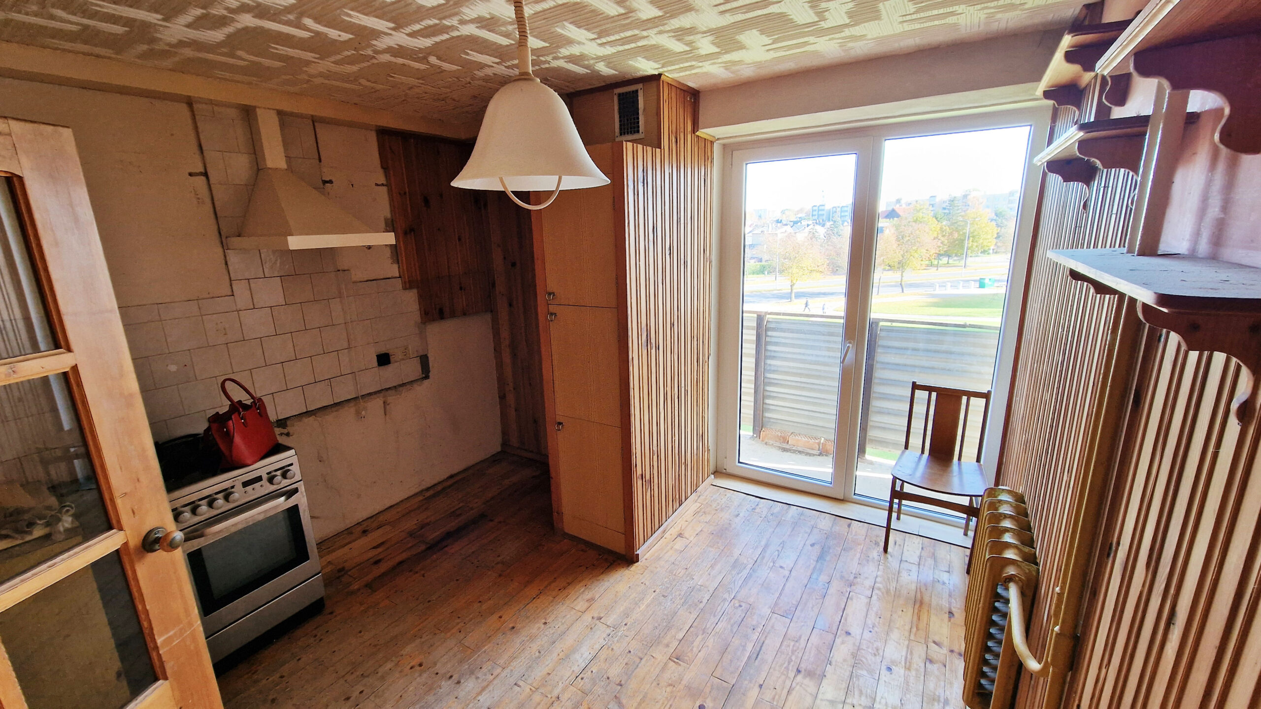 Parduodamas 2 kambarių butas trečiame aukšte Nemuno g. 31c, Panevėžyje