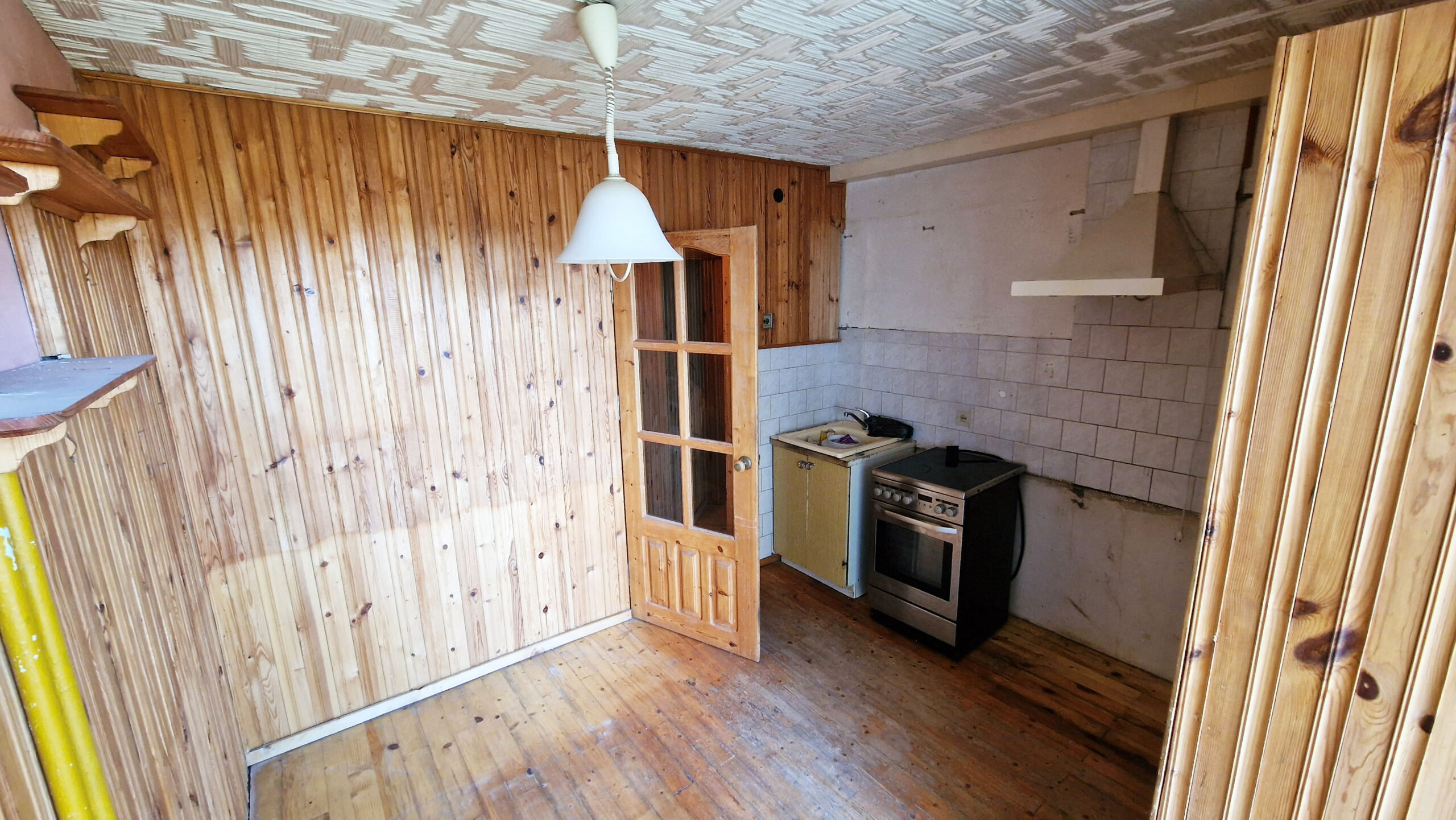 Parduodamas 2 kambarių butas trečiame aukšte Nemuno g. 31c, Panevėžyje