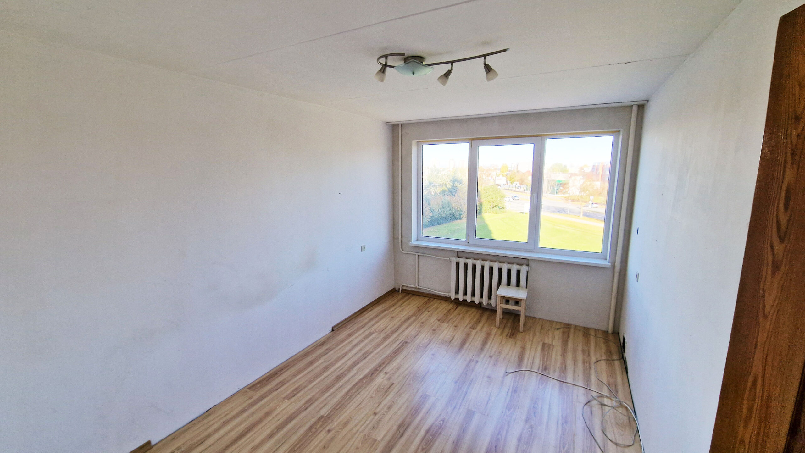 Parduodamas 2 kambarių butas trečiame aukšte Nemuno g. 31c, Panevėžyje