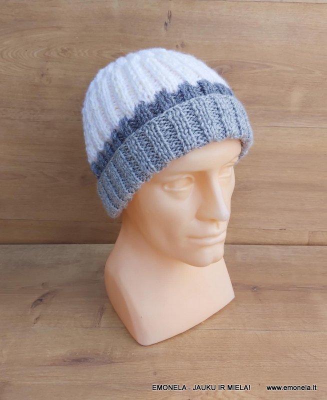 Megzta kepurė SNIEGO PASAKA