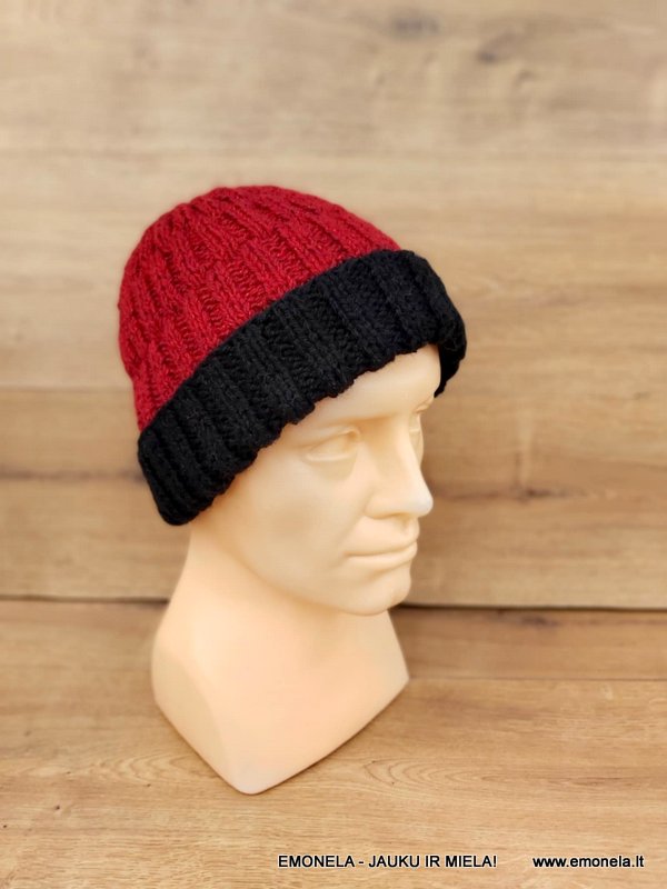 Megzta kepurė ŽĖRINTI ROŽĖ