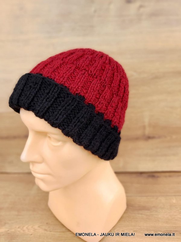Megzta kepurė ŽĖRINTI ROŽĖ