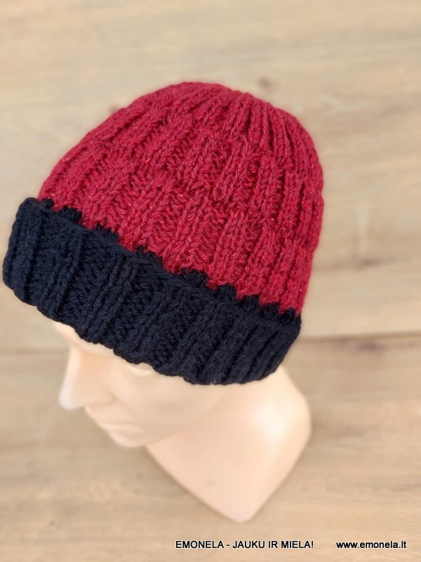 Megzta kepurė ŽĖRINTI ROŽĖ