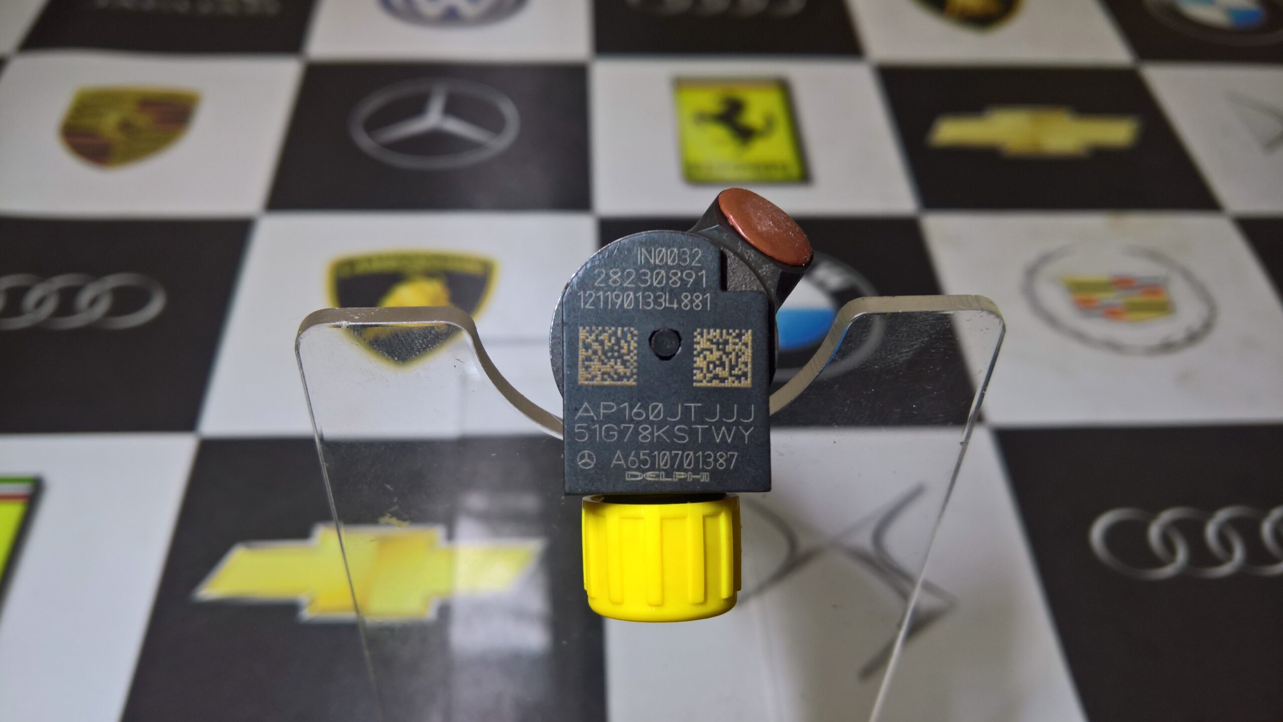 Kuro purkštukai Mercedes-A180,A200,B180,B200,CLA200. 28230891