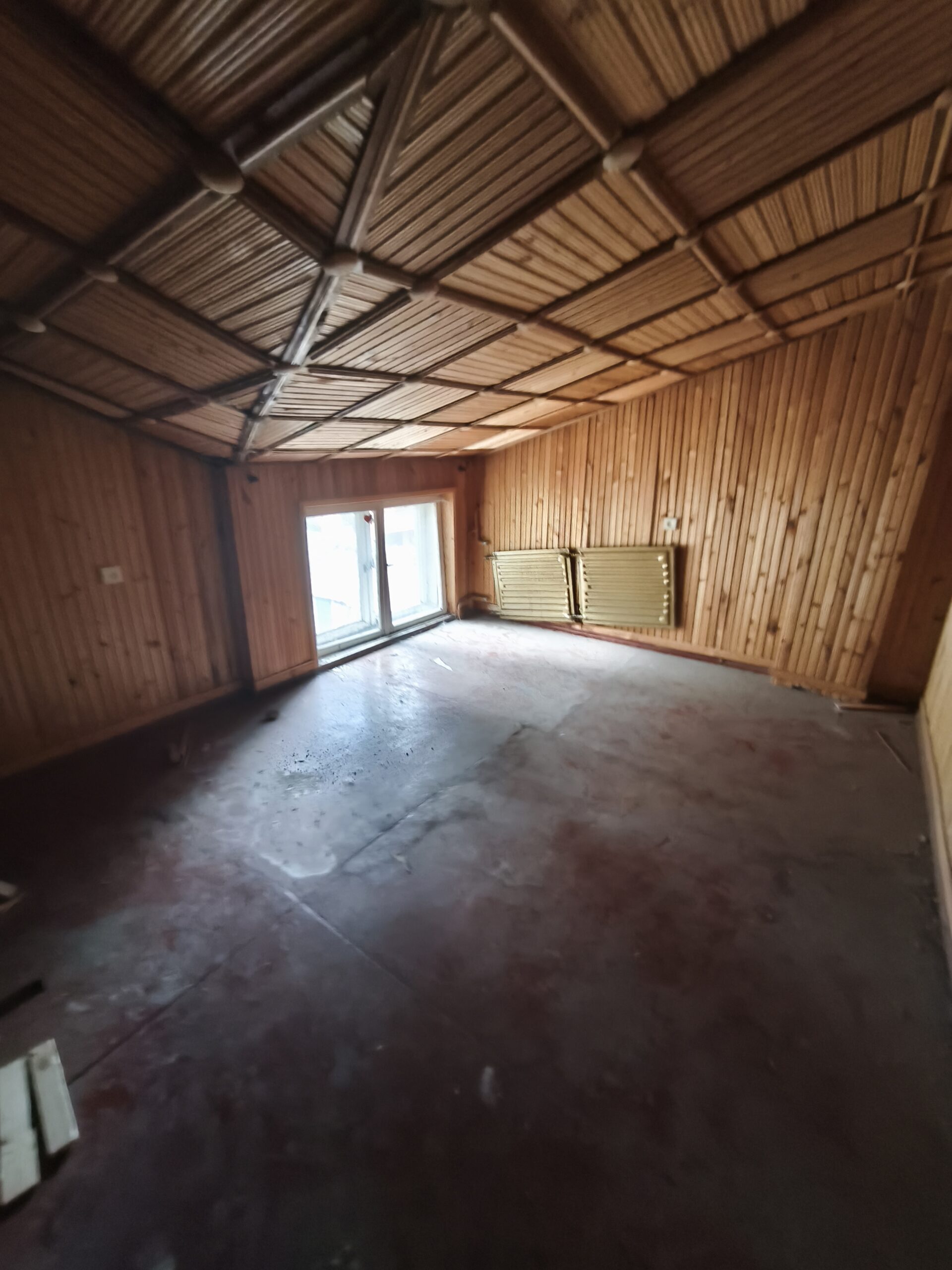 Parduodami du butai vienas šalia kito kurių bendras plotas 81,06 kv.m. Bokštų g. centre.