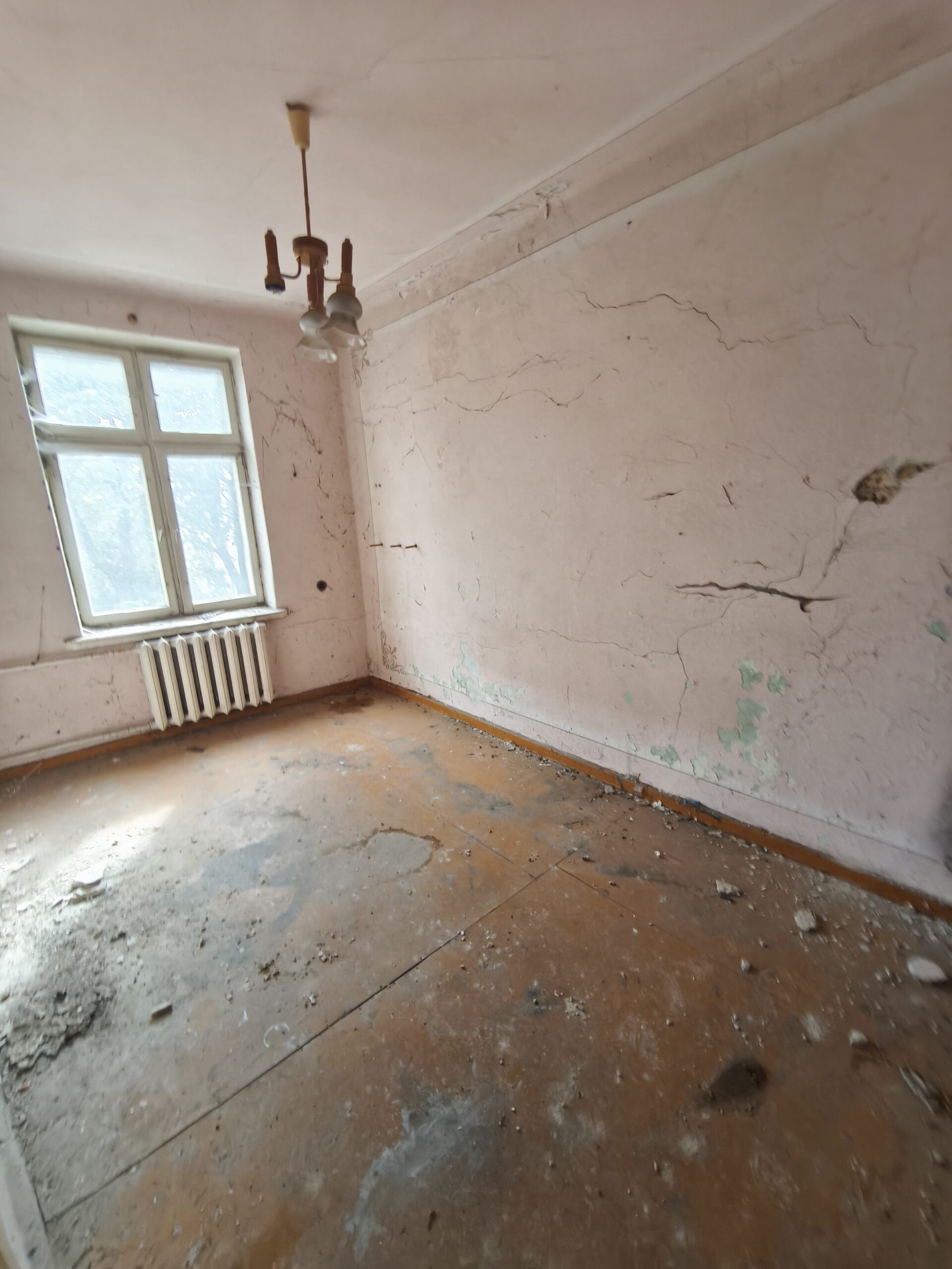 Parduodami du butai vienas šalia kito kurių bendras plotas 81,06 kv.m. Bokštų g. centre.