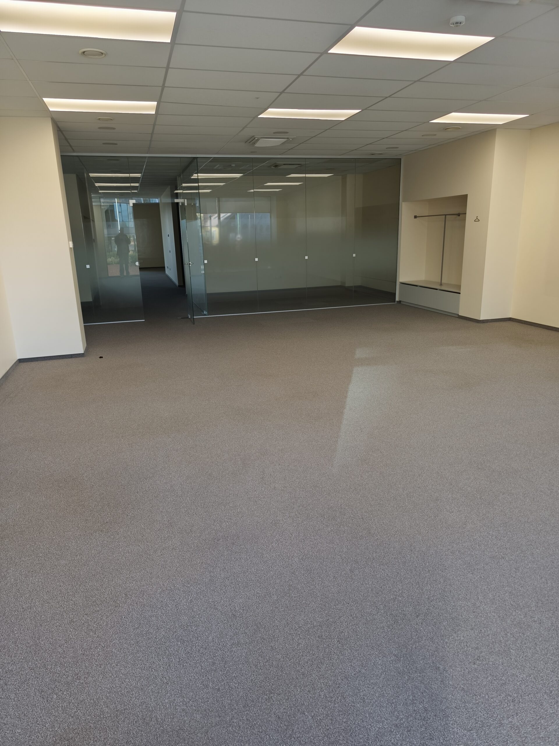 Išnuomojamos įvairios patalpos centre Naujoji Uosto g. Klaipėda