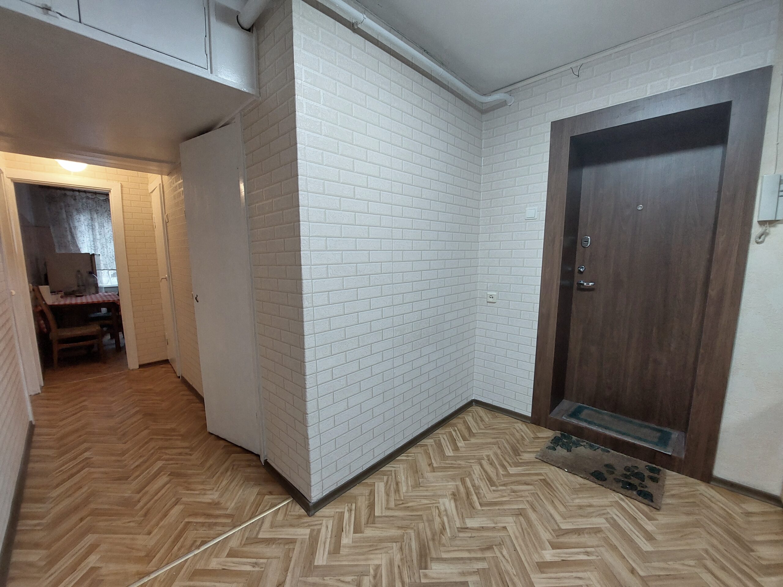 ALKSNYNĖS G. IŠNUOMOJAMAS 2 KAMBARIŲ BUTAS