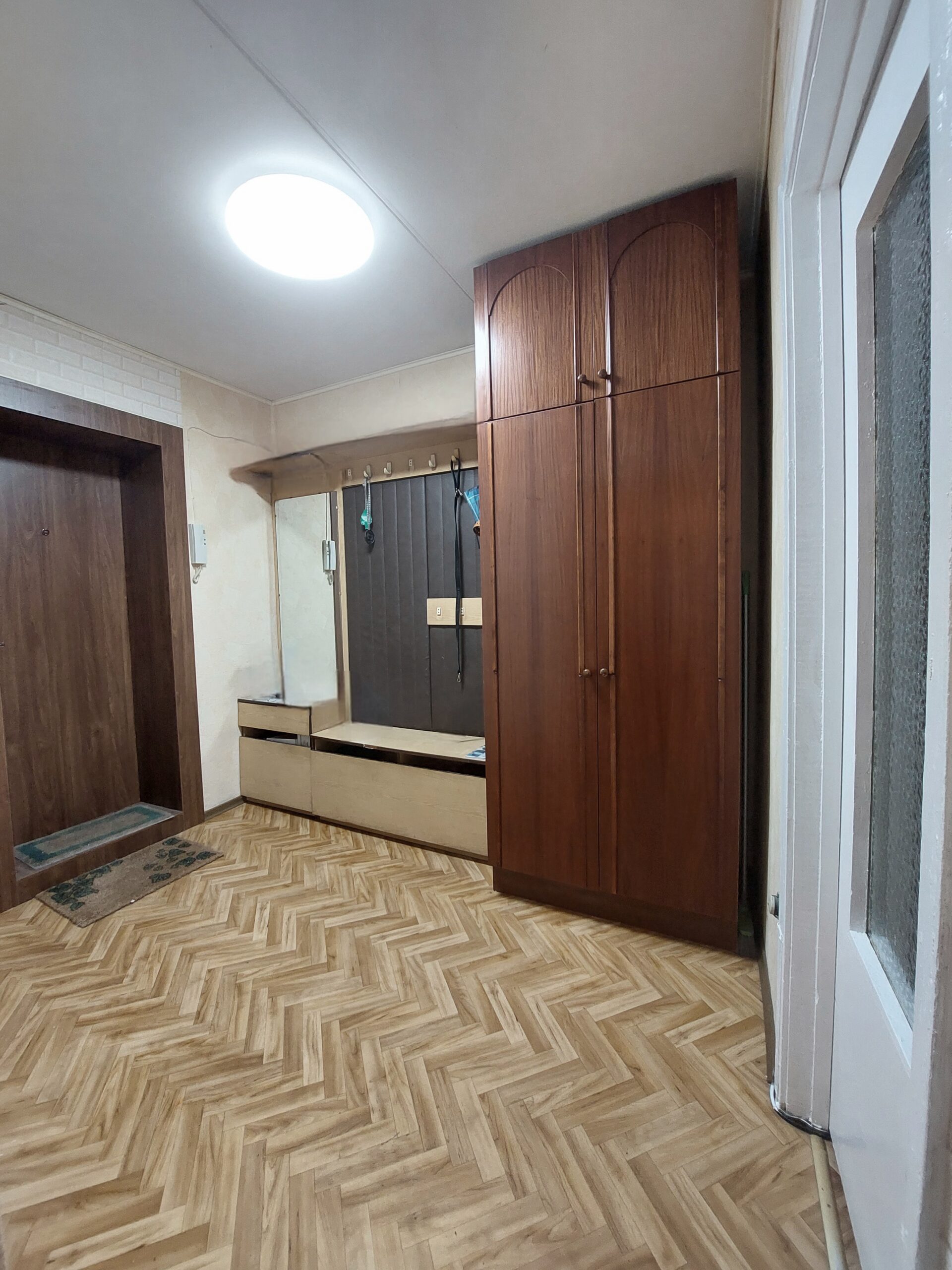 ALKSNYNĖS G. IŠNUOMOJAMAS 2 KAMBARIŲ BUTAS