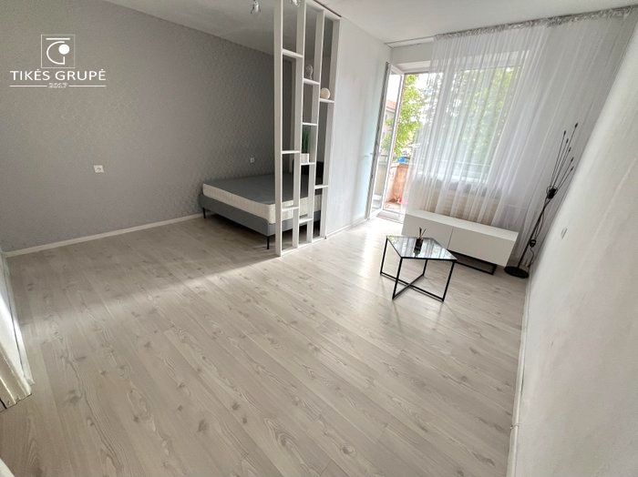 J.Janonio g. Parduodamas 1 kambario butas