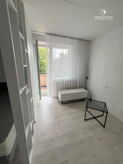 J.Janonio g. Parduodamas 1 kambario butas