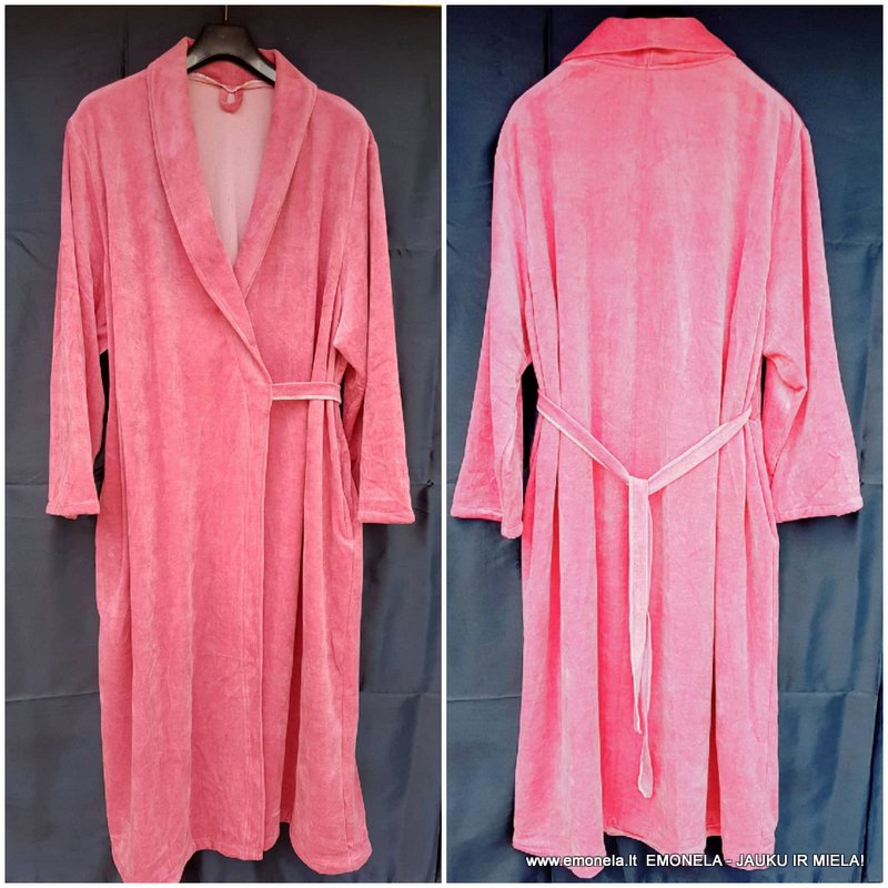 ILGAS VELIŪRINIS CHALATAS