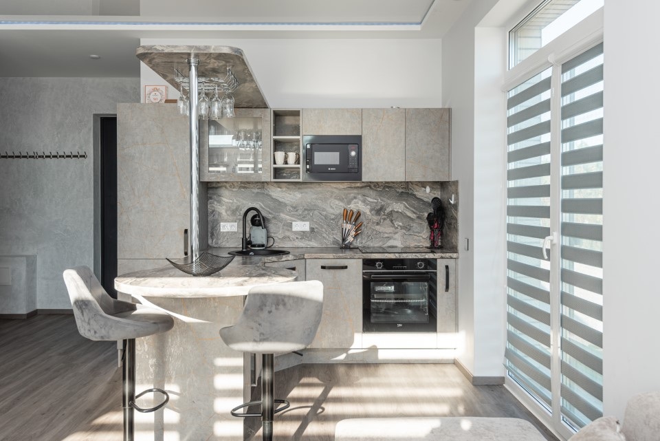 Palanga, Vaivorykštės g., mūrinis sublokuotas namas