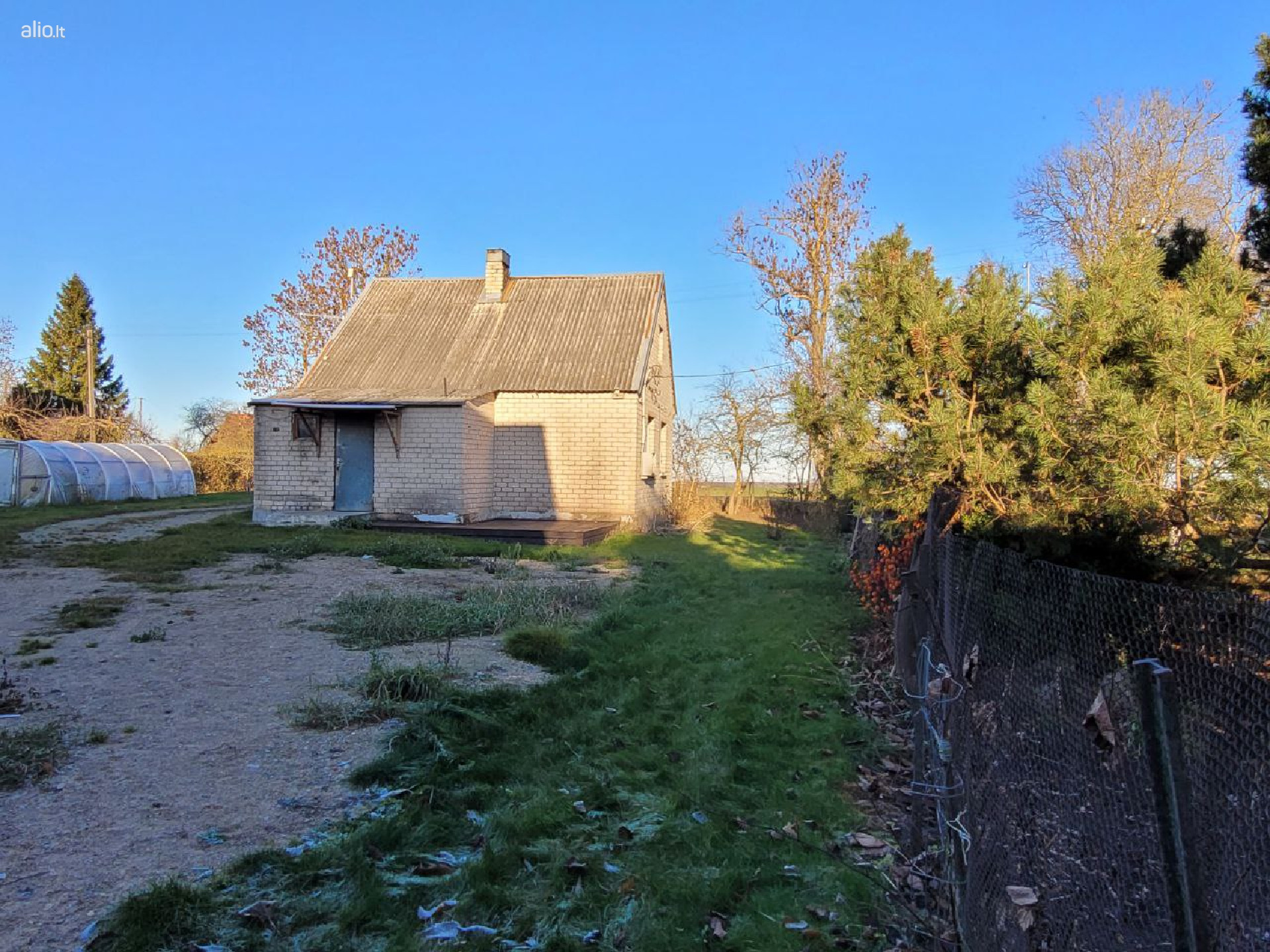 Erdvi sodyba šalia Radviliškio