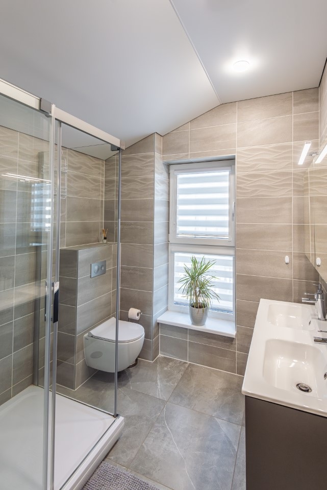 Palanga, Vaivorykštės g., mūrinis sublokuotas namas