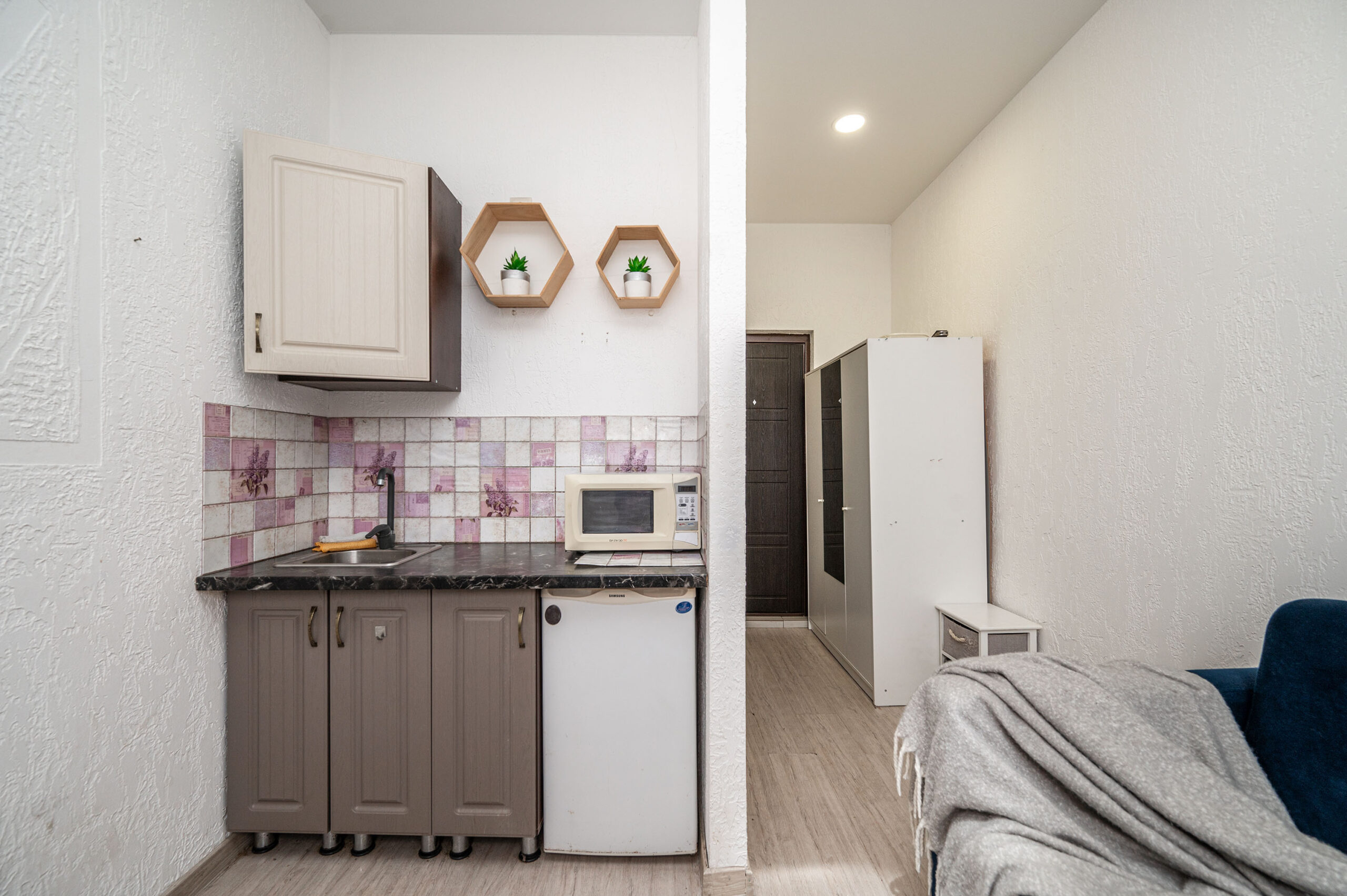 Parduodamas 1 kambario butas Vilniuje, Naujininkuose, Meistrų g.