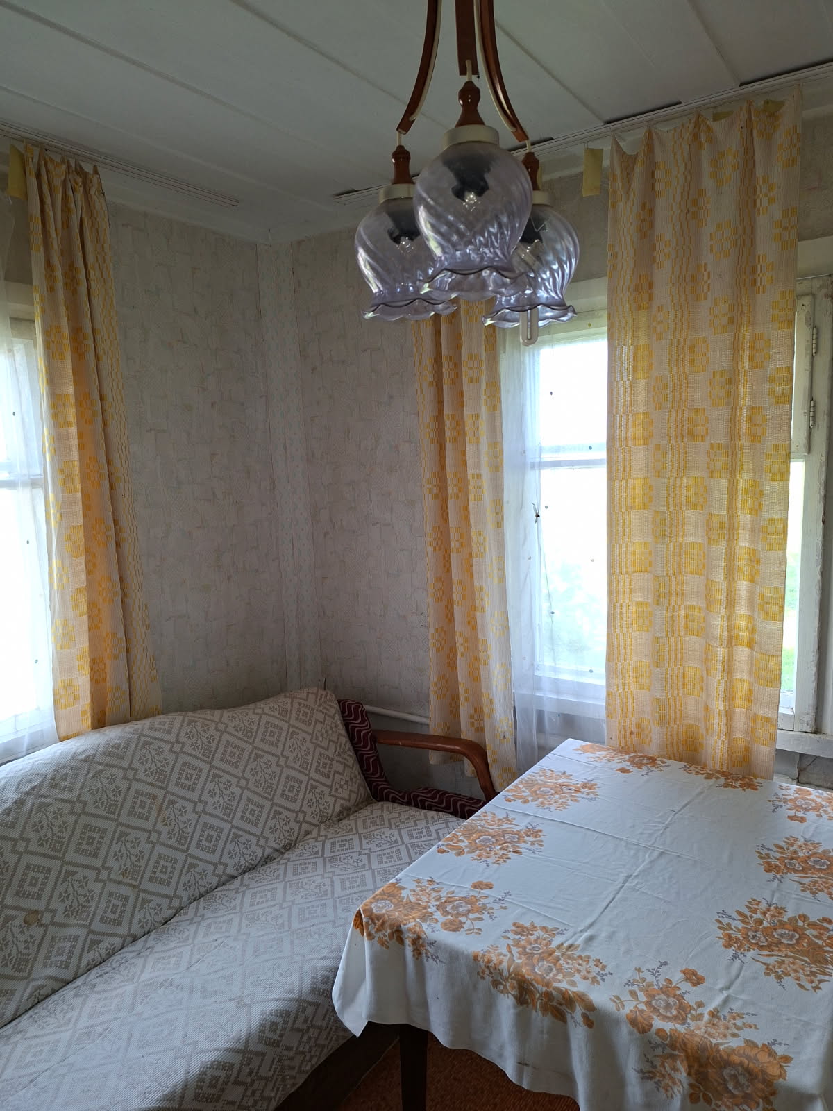 Tauragės rajone, Paplėstiškėse parduodama sodyba.