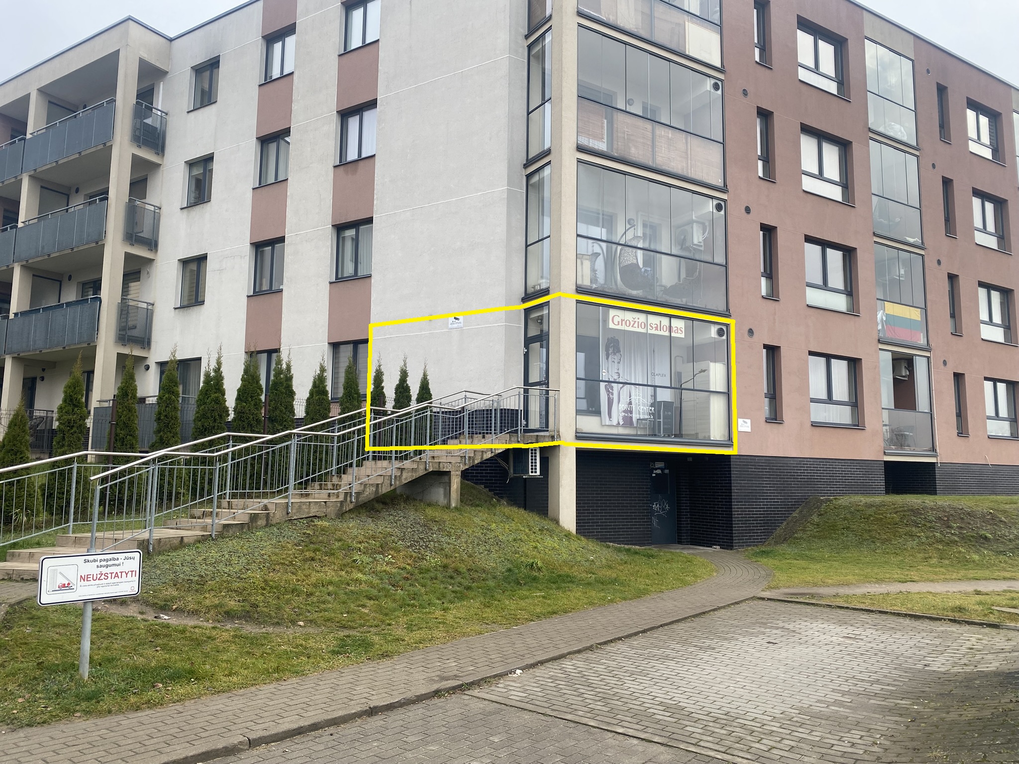 Negyvenamoji patalpa – grožio salonas, Bajorų kėl. g. 9, Vilniuje.