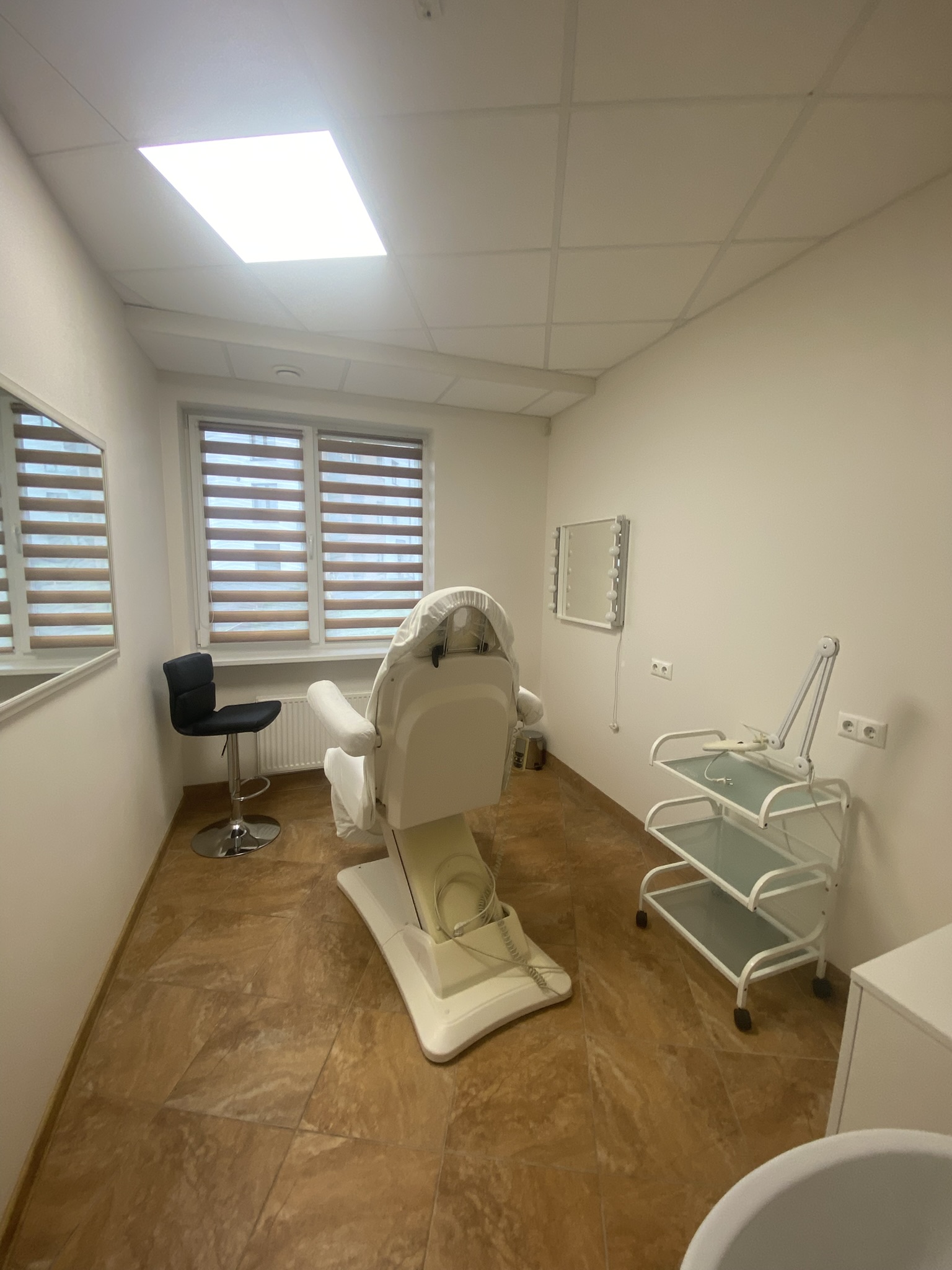 Negyvenamoji patalpa – grožio salonas, Bajorų kėl. g. 9, Vilniuje.