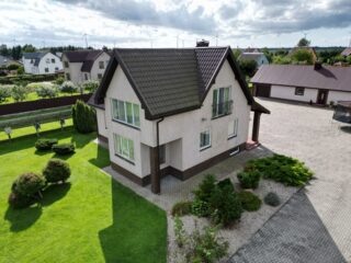 dji_fly_20250916_142408_101_1758875983193_photo