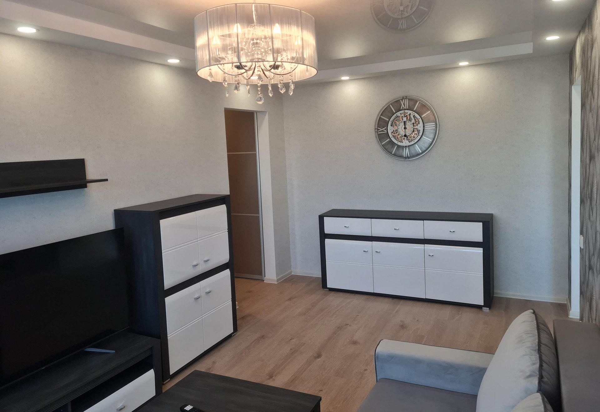 Parduodamas 3 kambarių butas Klaipėdoje, Debreceno g.