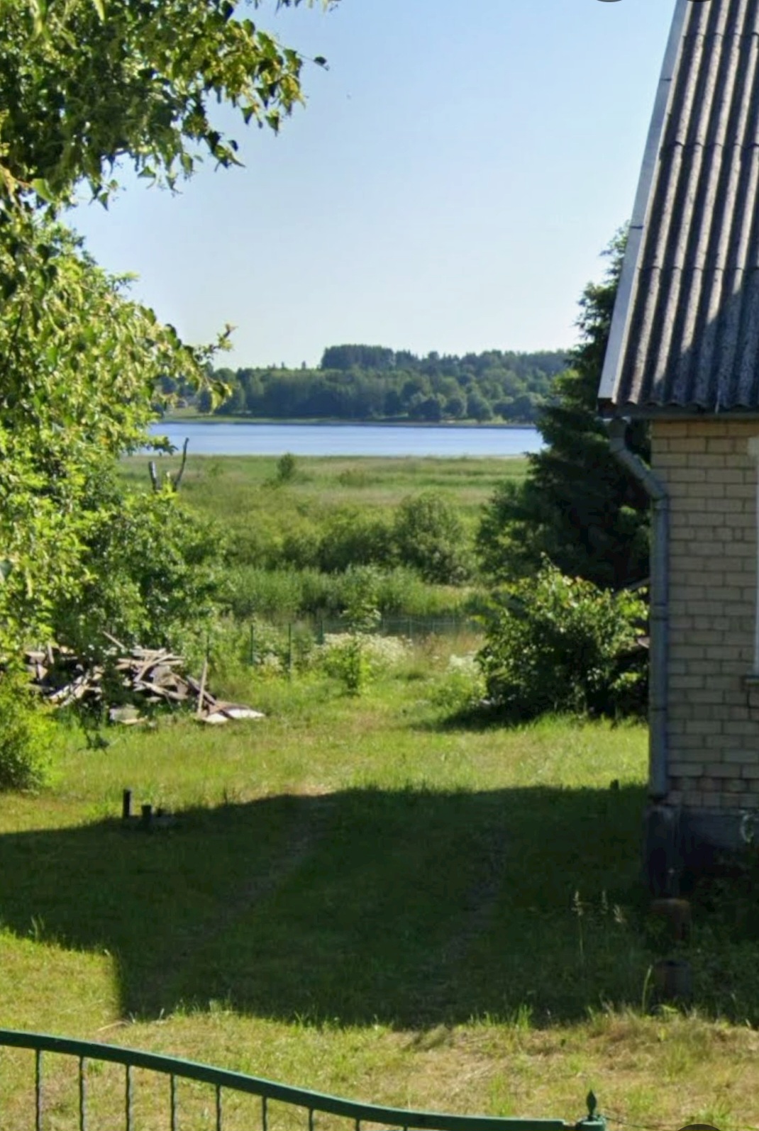 Parduodamas namas ežerų krašte