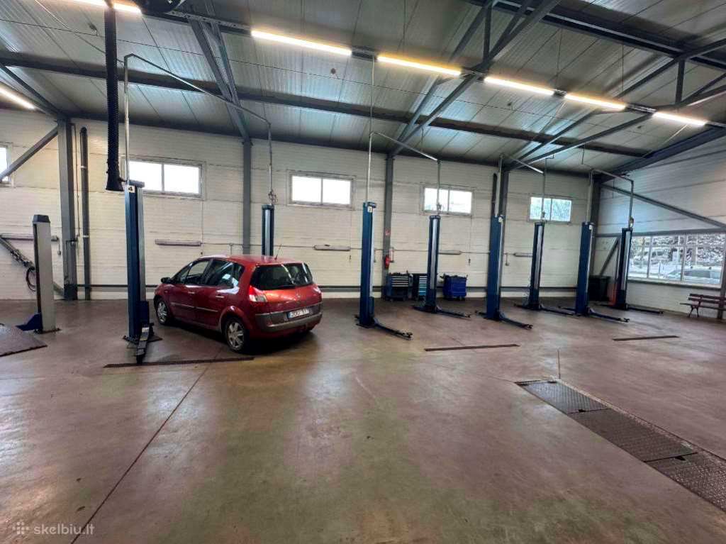 Parduodama visa reikalniga įranga autoserviso veiklai. Kainos derinamos, rasime bendrą kainą.